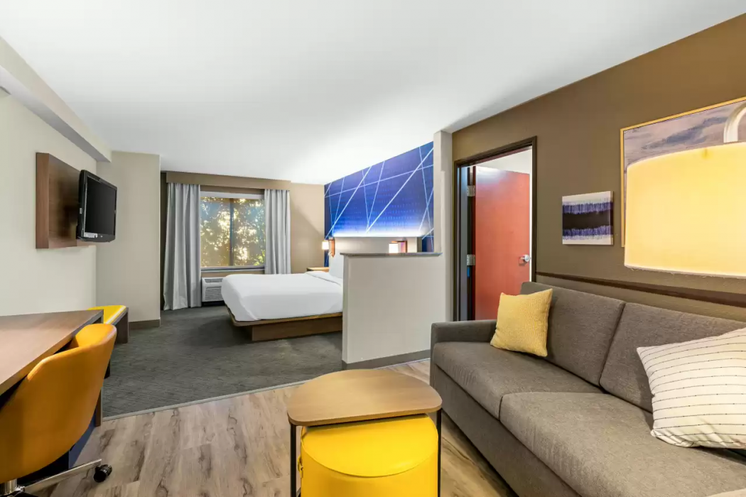 Comfort Suites Vacaville-Napa Valley Area 23/48