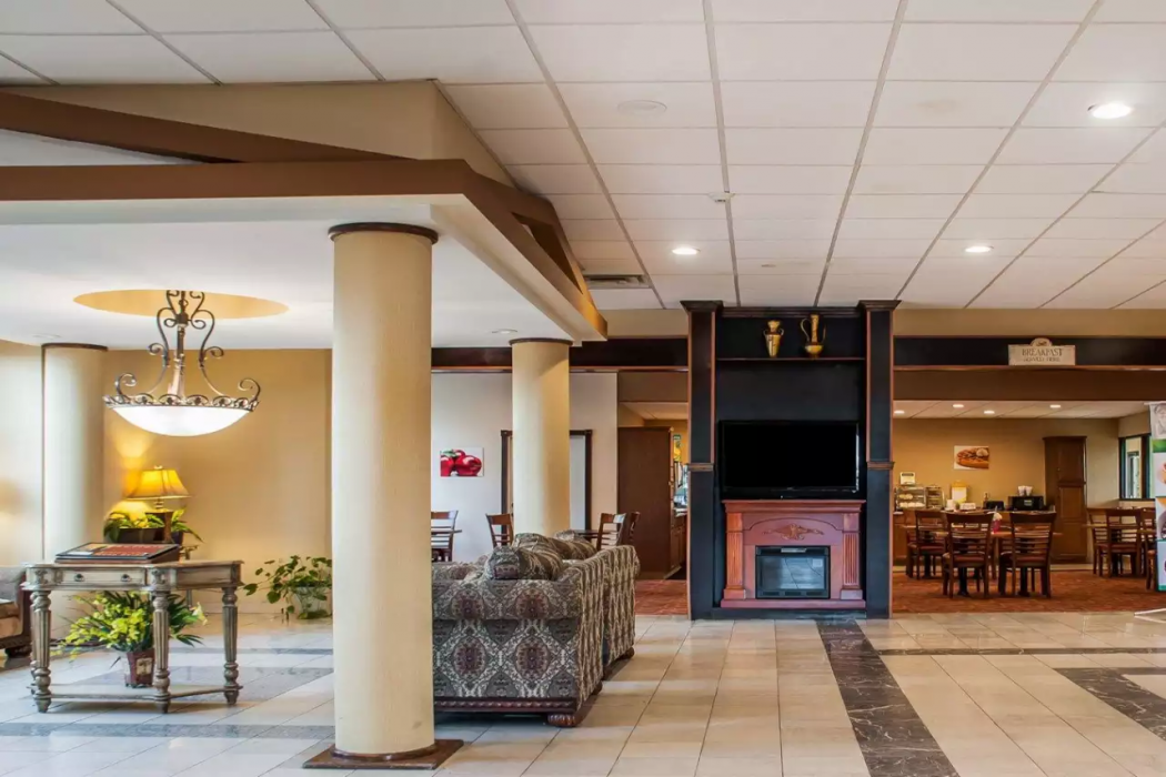 Quality Inn Buffalo Airport 8/28