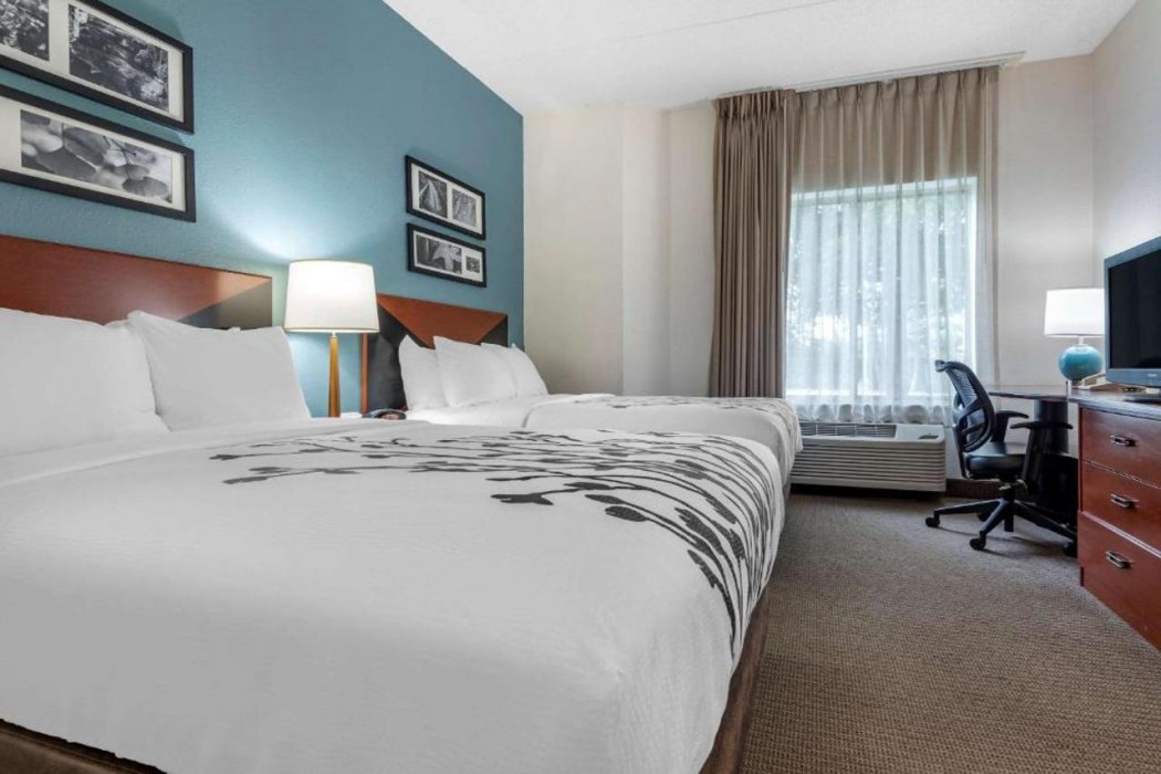 Sleep Inn Amherst - Buffalo North near University 7/30