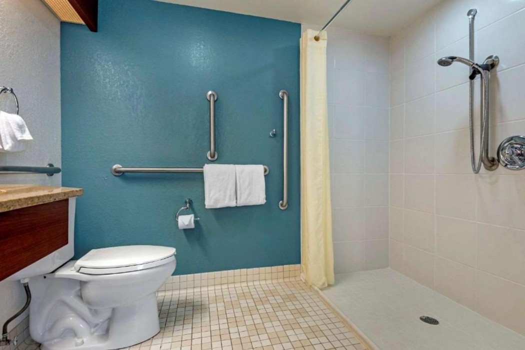 Sleep Inn Amherst - Buffalo North near University 9/30