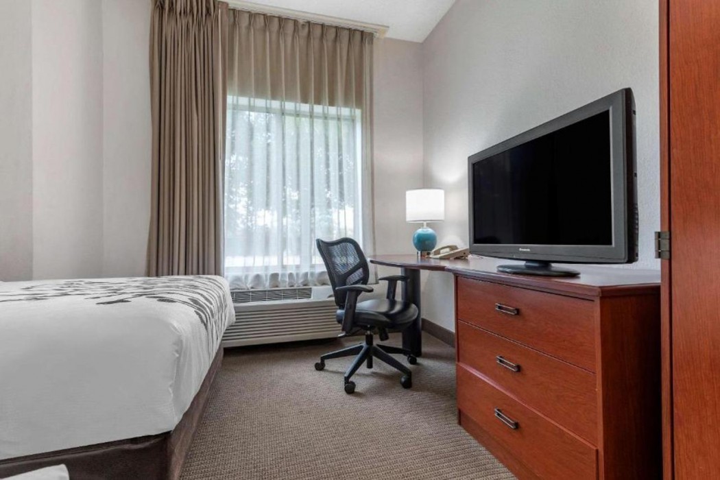 Sleep Inn Amherst - Buffalo North near University 11/30
