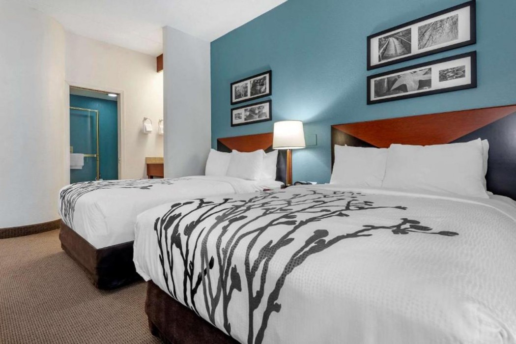 Sleep Inn Amherst - Buffalo North near University 12/30