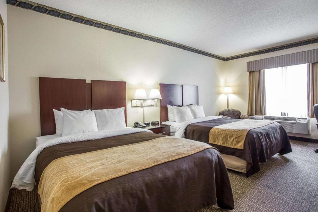 Comfort Inn & Suites Ft.Jackson Maingate 16/33