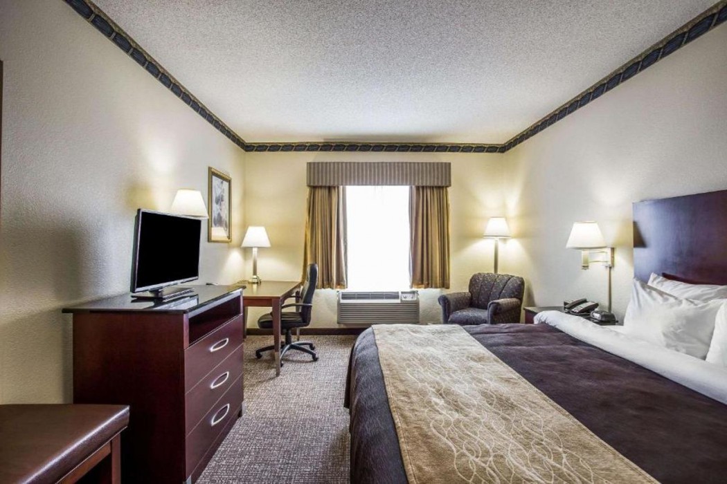 Comfort Inn & Suites Ft.Jackson Maingate 18/33