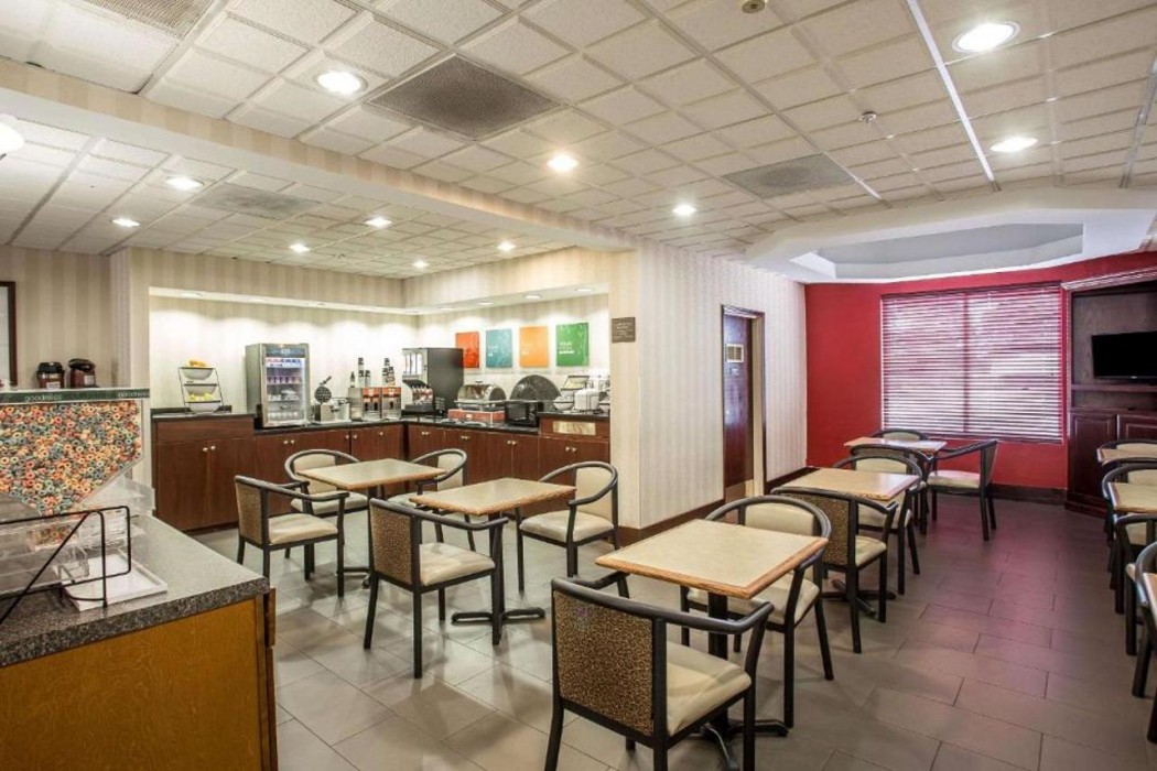 Comfort Inn & Suites Ft.Jackson Maingate 21/33