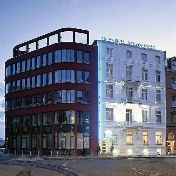 Hotel Cristall 3/57