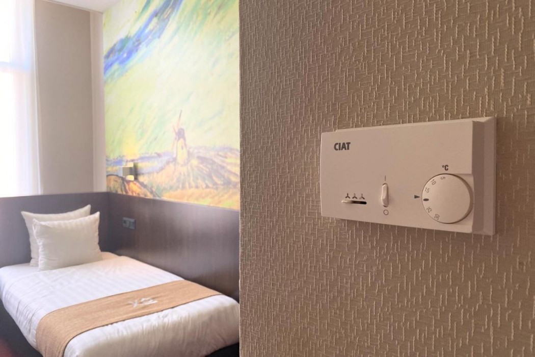 Hotel Van Gogh 12/54