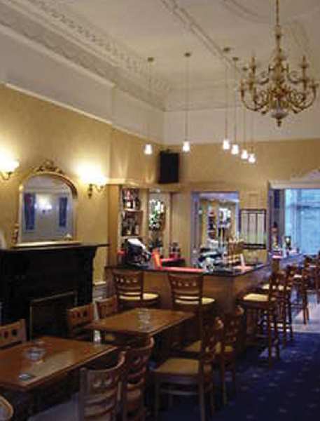Travelodge Edinburgh Haymarket 21/37
