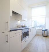 Max at Glasgow Centrale Serviced Apartments 5/6
