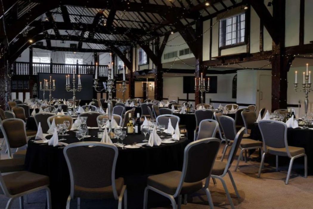 Sunday Box Hill Burford Bridge Hotel 24/57