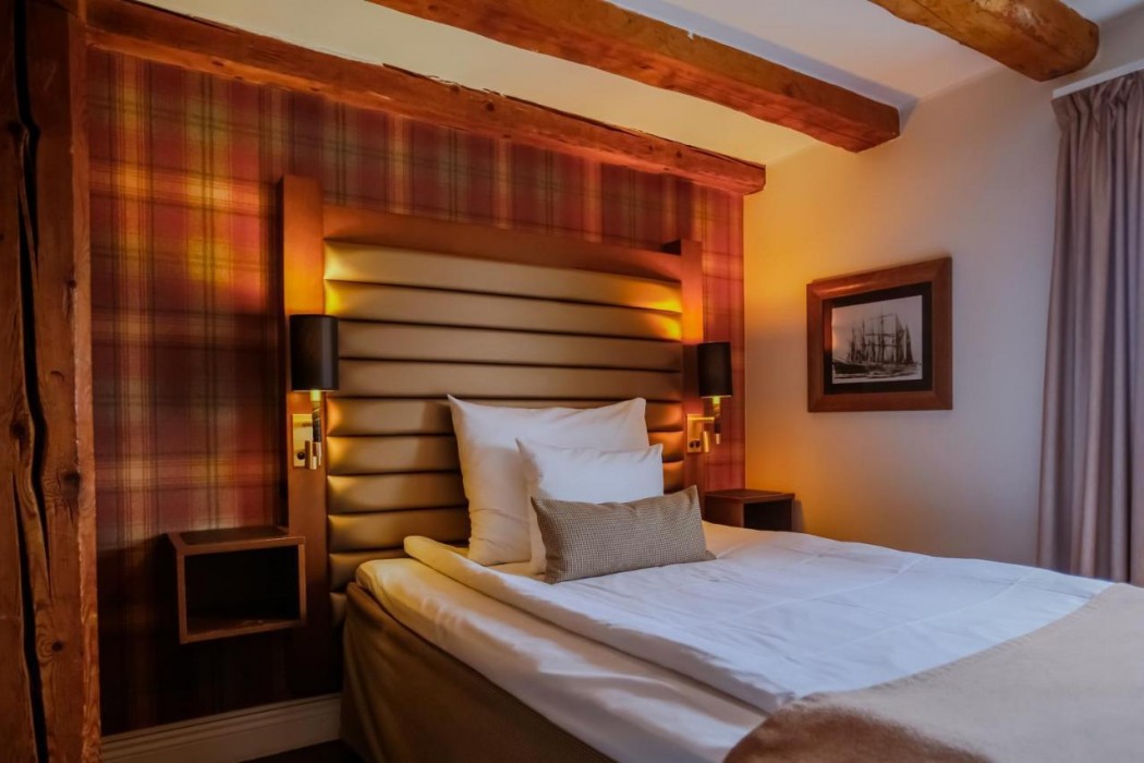 Home Hotel Packhuset 6/27