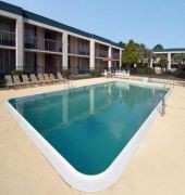 Quality Inn 17/28