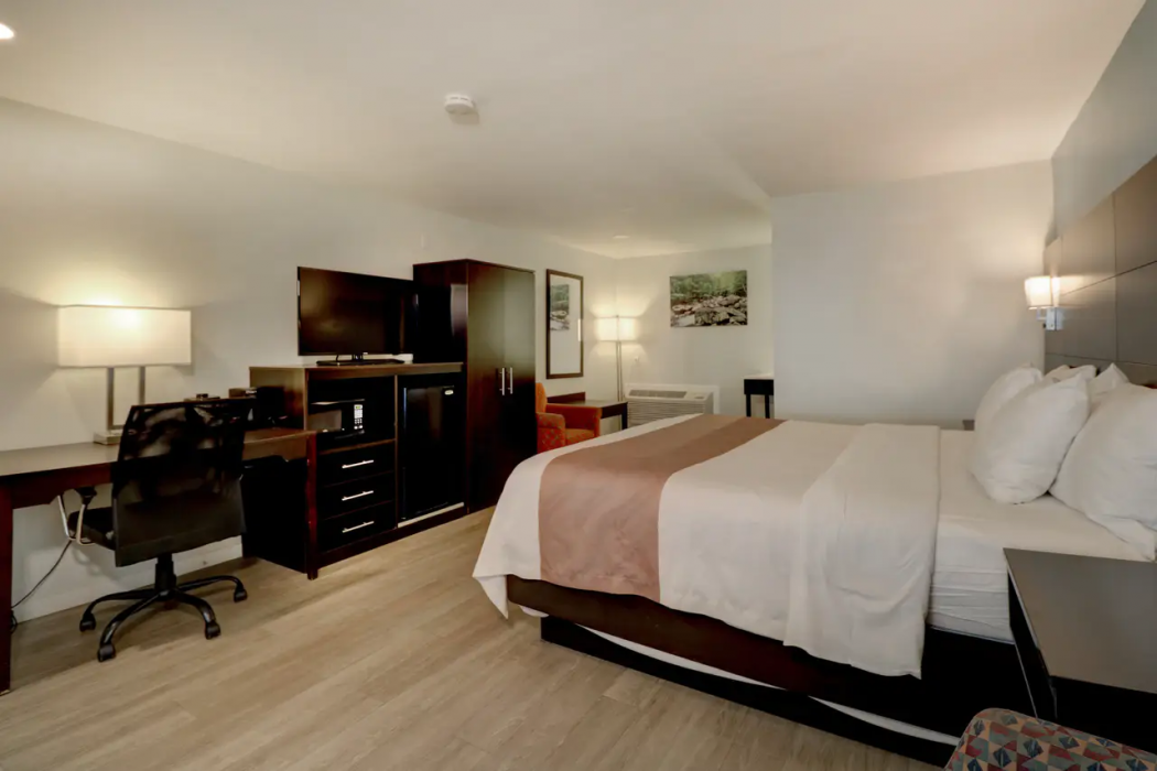 Quality Inn & Suites Lincoln I-93 17/65