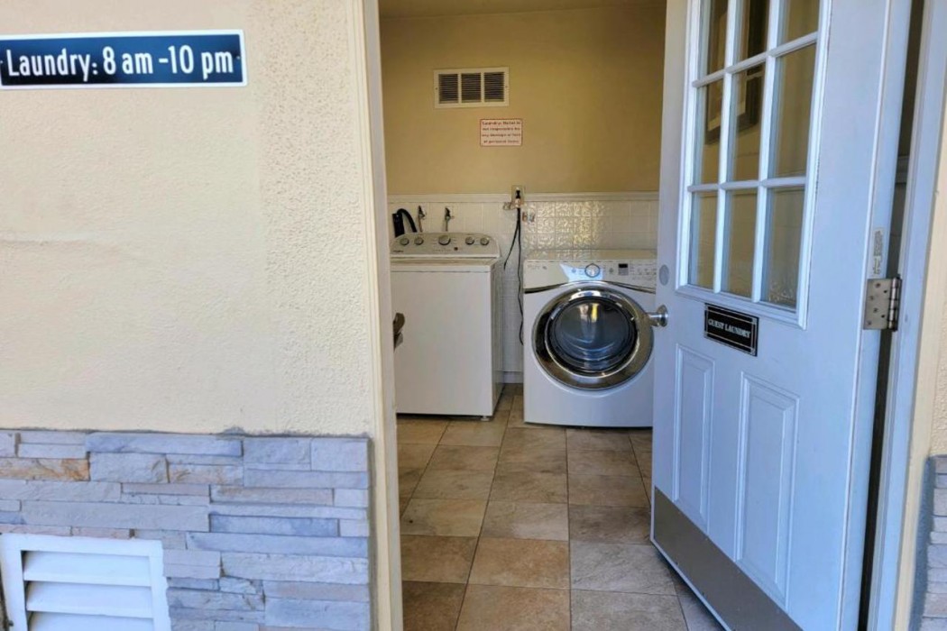 Quality Inn & Suites Anaheim at the Park 17/32