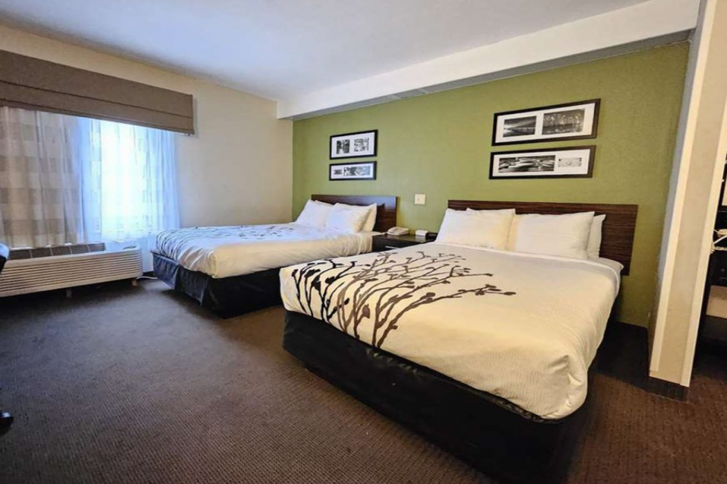 SureStay by Best Western Summerville Flowertown 7/25