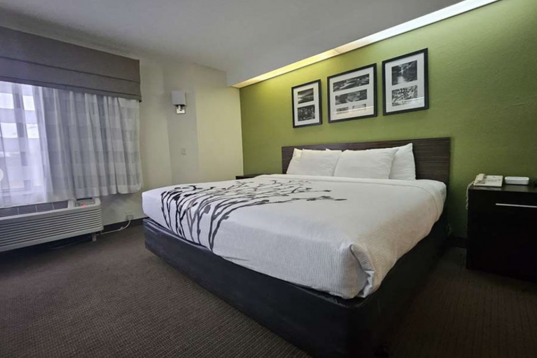 SureStay by Best Western Summerville Flowertown 6/25