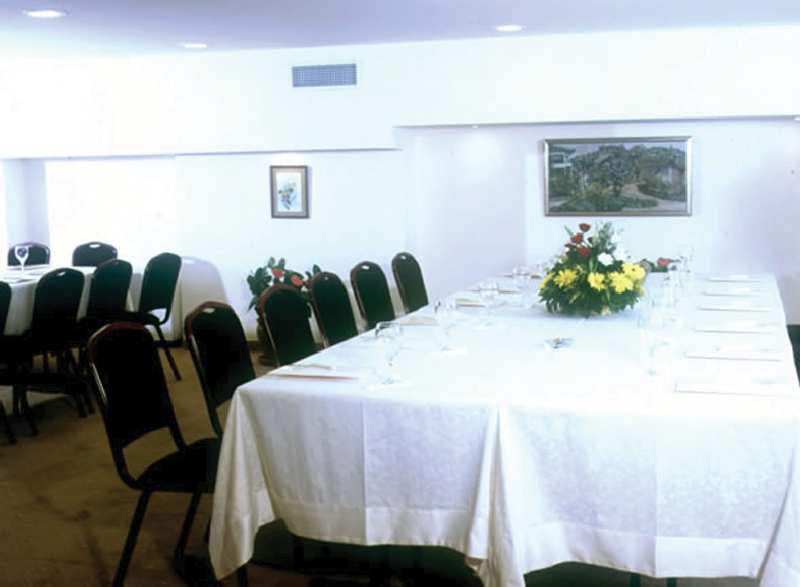 CENTRAL HOTEL 21/50