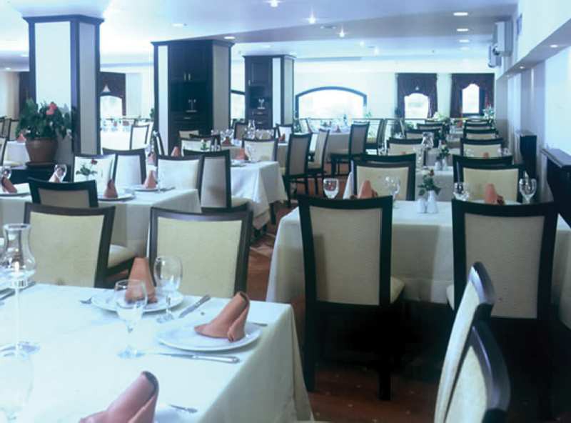 CENTRAL HOTEL 22/50