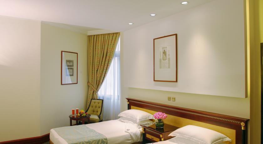 Photo 4 de Al Shohada Hotel