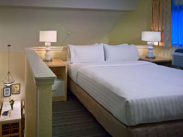 Sonesta Simply Suites Memphis East Poplar Pike 6/19