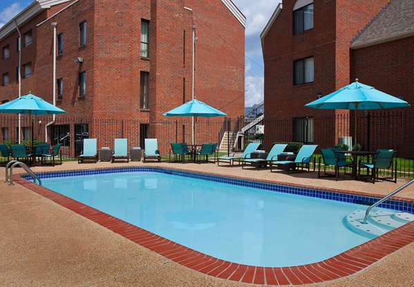 Sonesta Simply Suites Memphis East Poplar Pike 10/19
