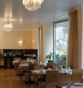 CITY HOTEL MERCATOR 6/10