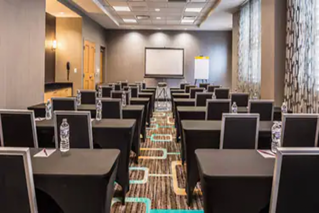 Residence Inn Pittsburgh North Shore 15/15