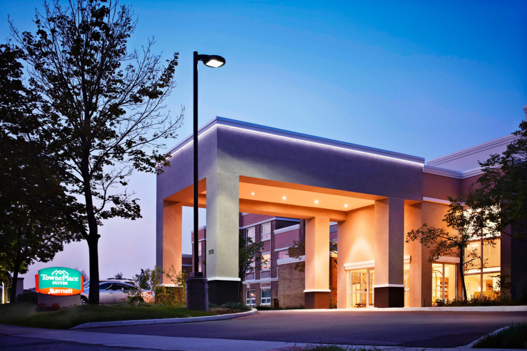 米西索加机场企业中心万豪广场套房酒店(TownePlace Suites by Marriott Mississauga – Airport Corporate Centre) 图片1