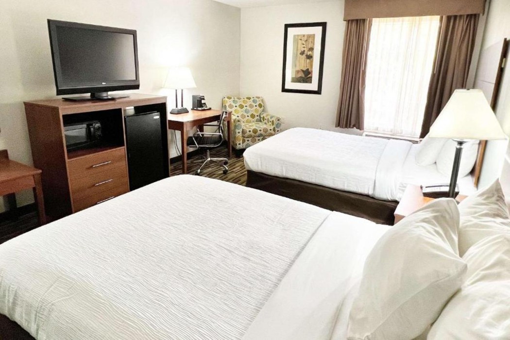 Quality Inn Gainesville I-75 8/28