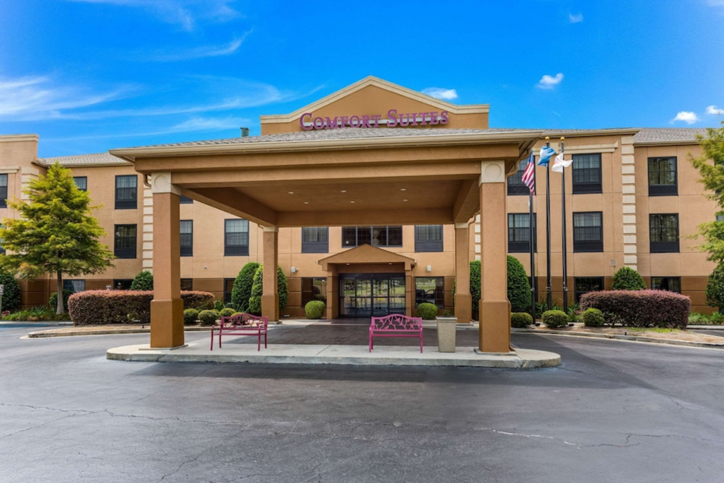 Comfort Suites Monroe 1/35