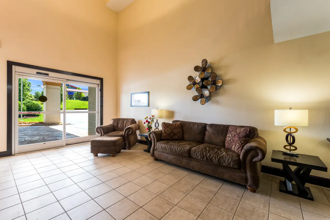 Quality Inn Huntersville Near Lake Norman 2/17
