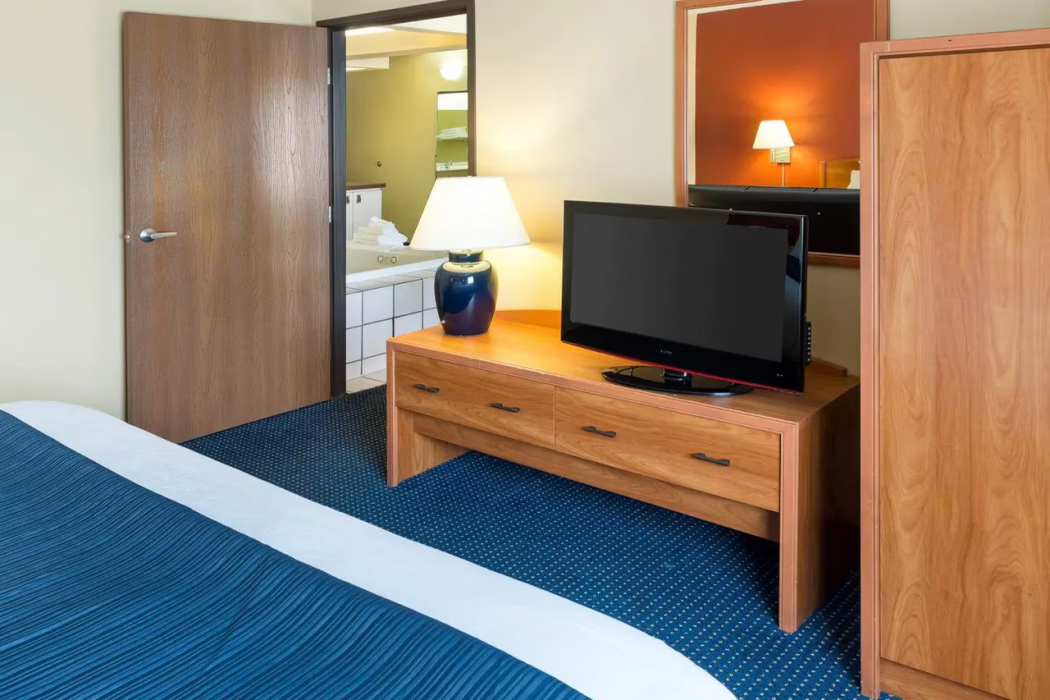 Quality Inn Lakeville North, MN 12/29