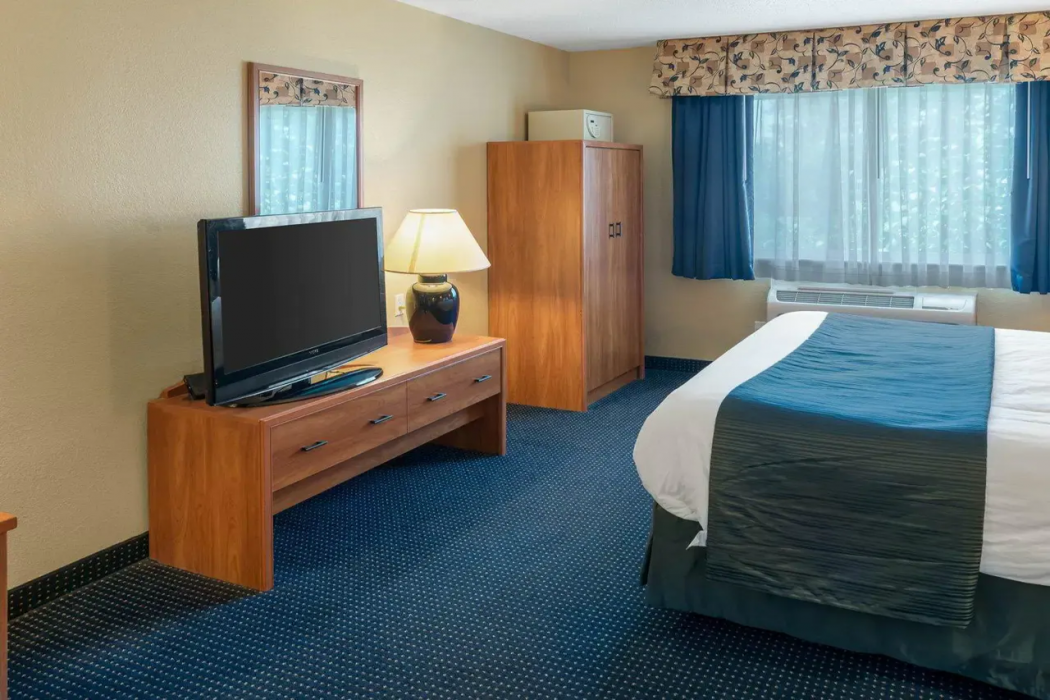 Quality Inn Lakeville North, MN 13/29