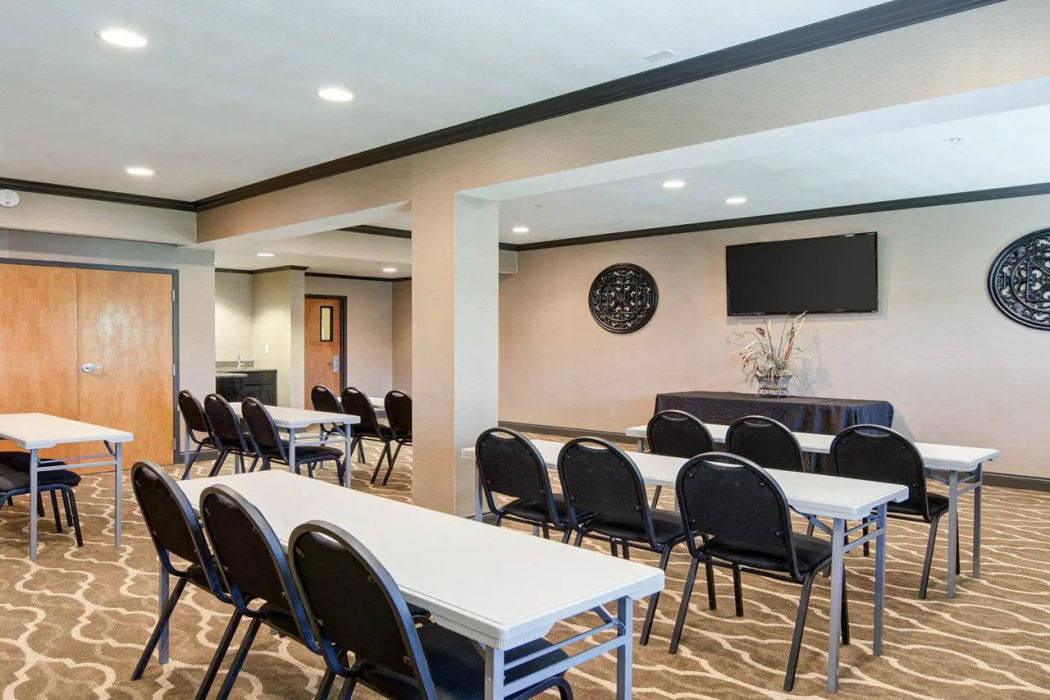 Comfort Suites Conway 15/35