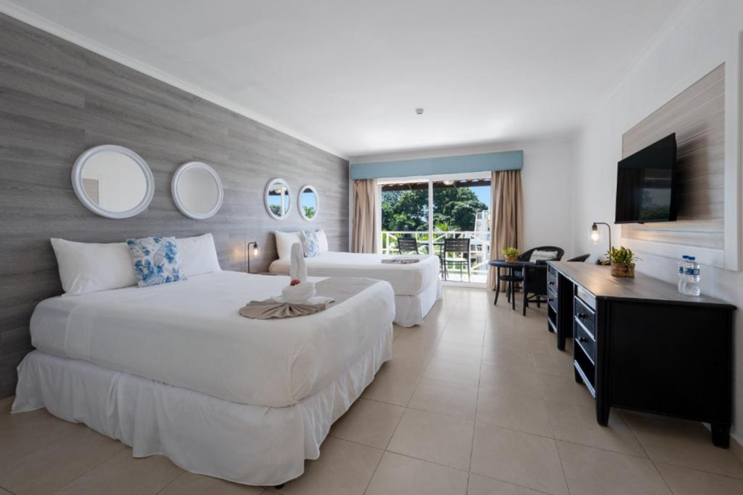 Playa Blanca Beach Resort - All Inclusive 12/61