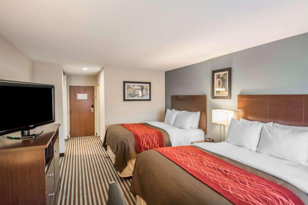 Quality Inn Corning, NY 8/32