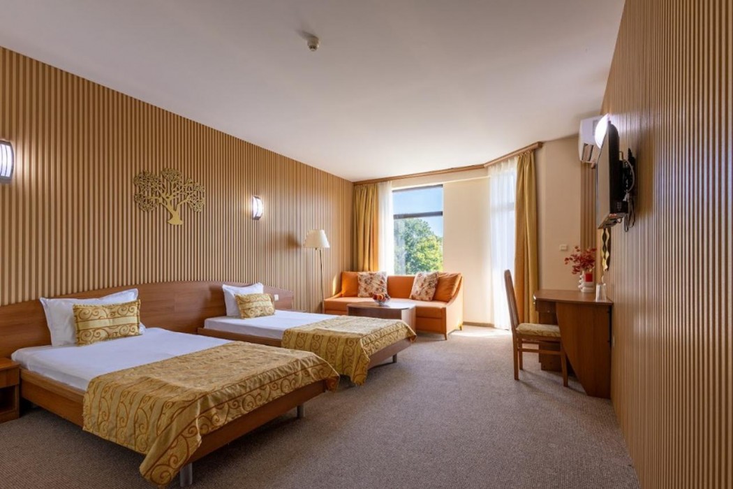 Estreya Palace 15/63