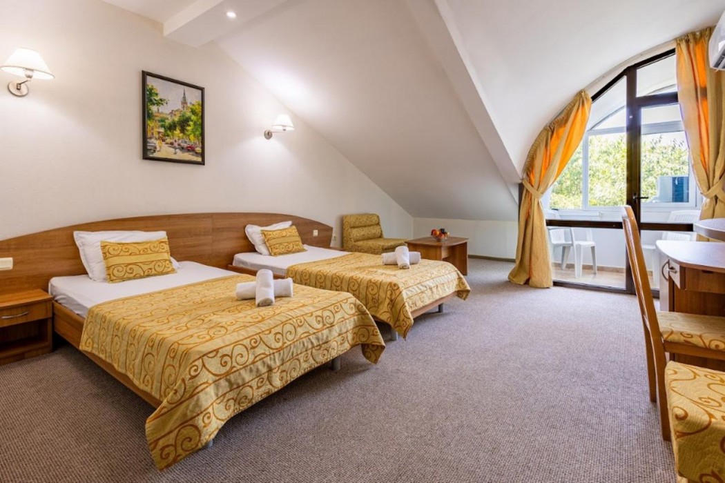 Estreya Palace 18/63