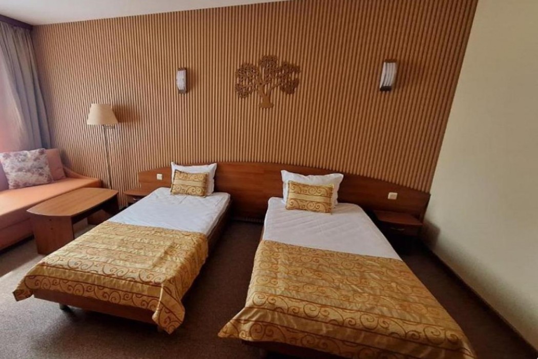 Estreya Palace 19/63