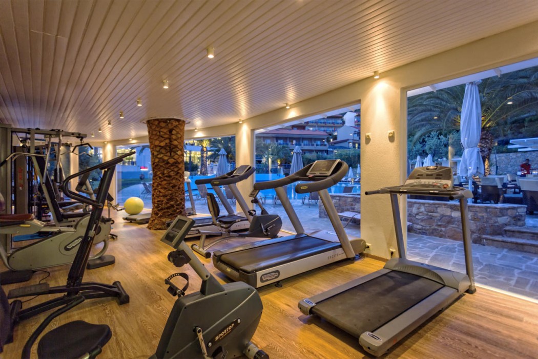 Lagomandra Beach Hotel and Suites 33/71