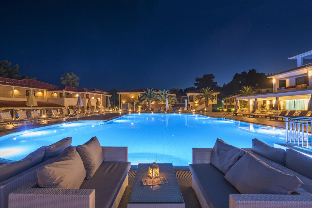 Lagomandra Beach Hotel and Suites 43/71