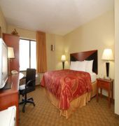 The Douillet by Demeure Hotels 8/24