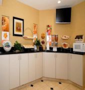 The Douillet by Demeure Hotels 10/24