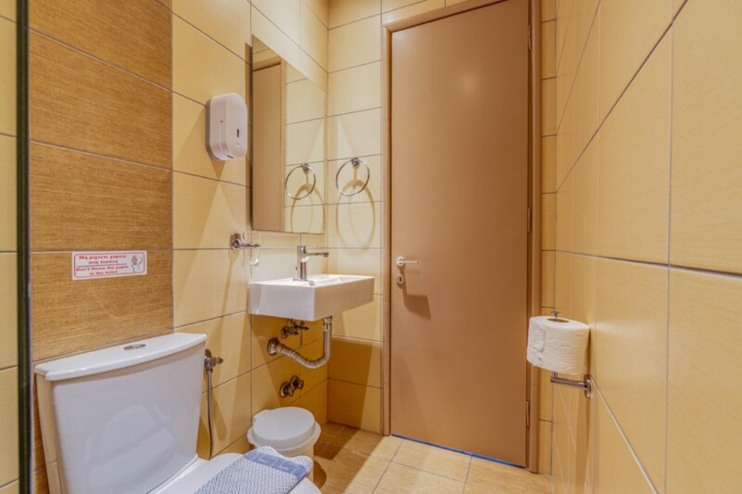 Angela Hotel & Apartments 24/72