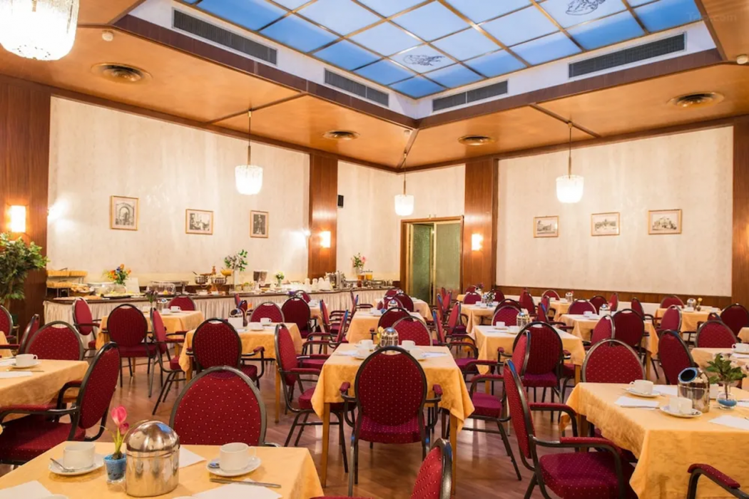 Mozart Hotel 30/60