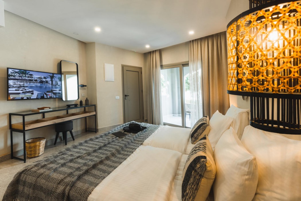 Eliros Mare Beachfront Poem Hotel 43/93