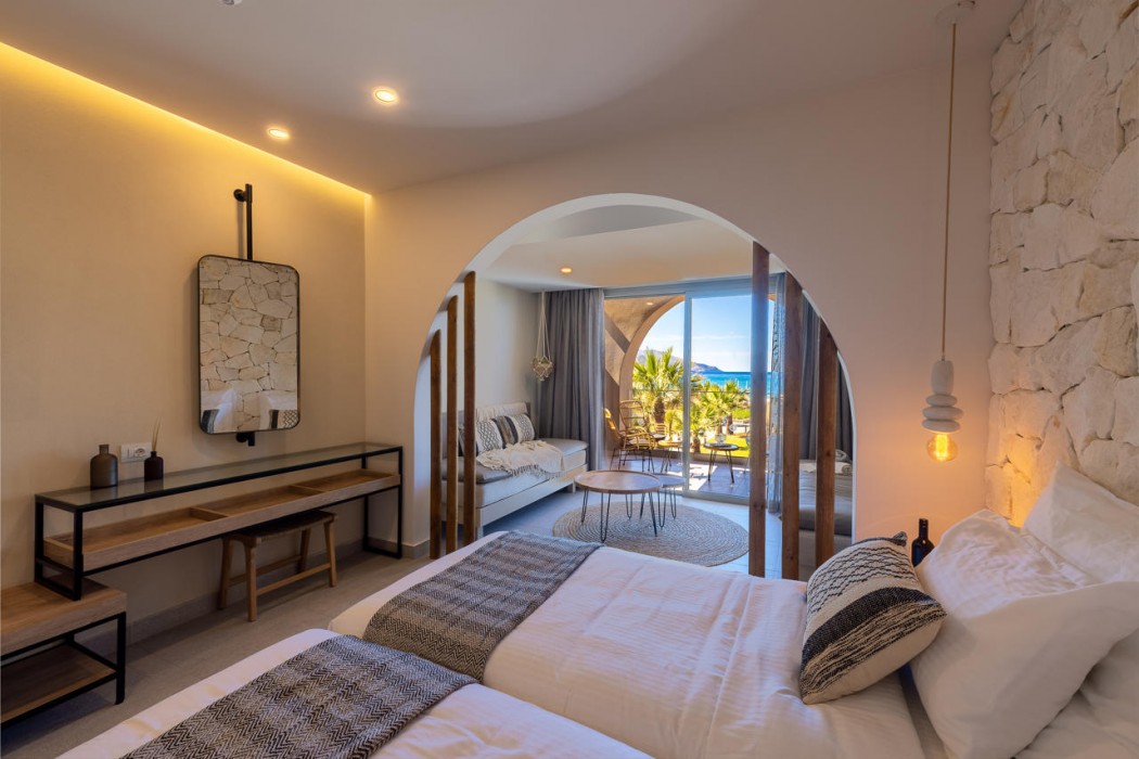 Eliros Mare Beachfront Poem Hotel 47/93