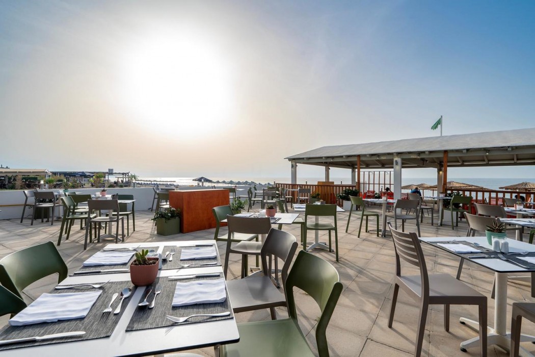 Adele Beach Hotel 52/71
