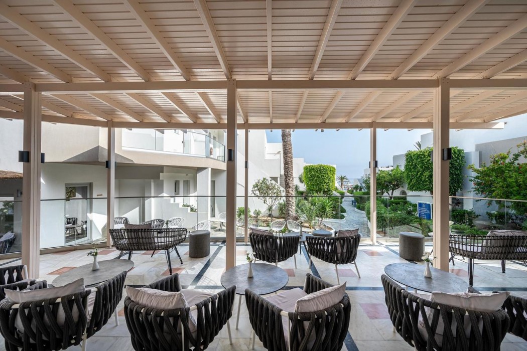Adele Beach Hotel 53/71