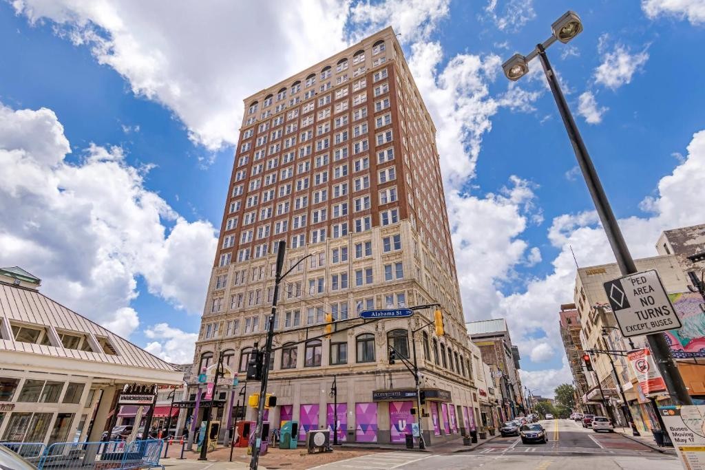 The Connally Hotel Downtown Atlanta, an Ascend Collection Hotel 1/60